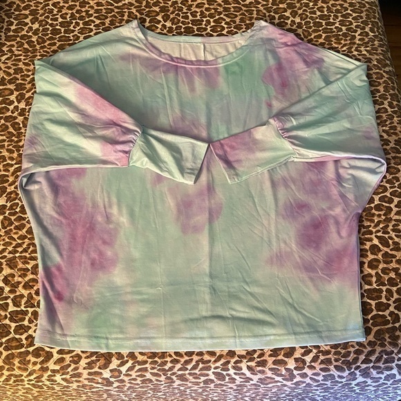 Tie Dye Drop Shoulder Batwing Top Blouse - Picture 4 of 11